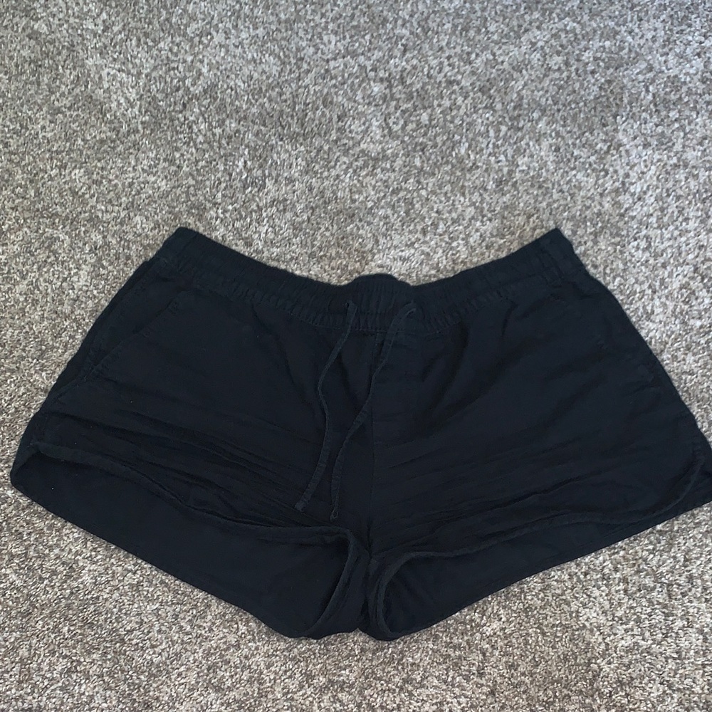 GAP Women's Black Athletic Shorts